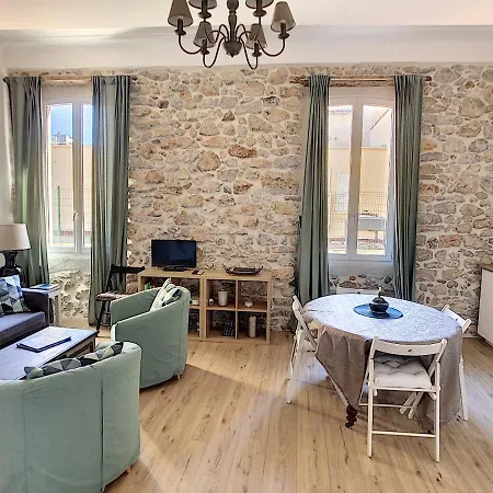 דירה Hanna-logis